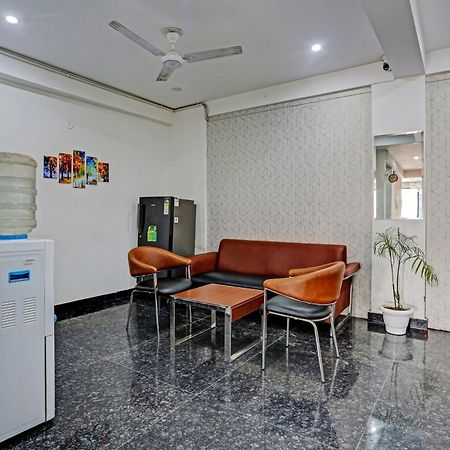 Hotel O Vikrant Residency Gurgaon Exterior photo