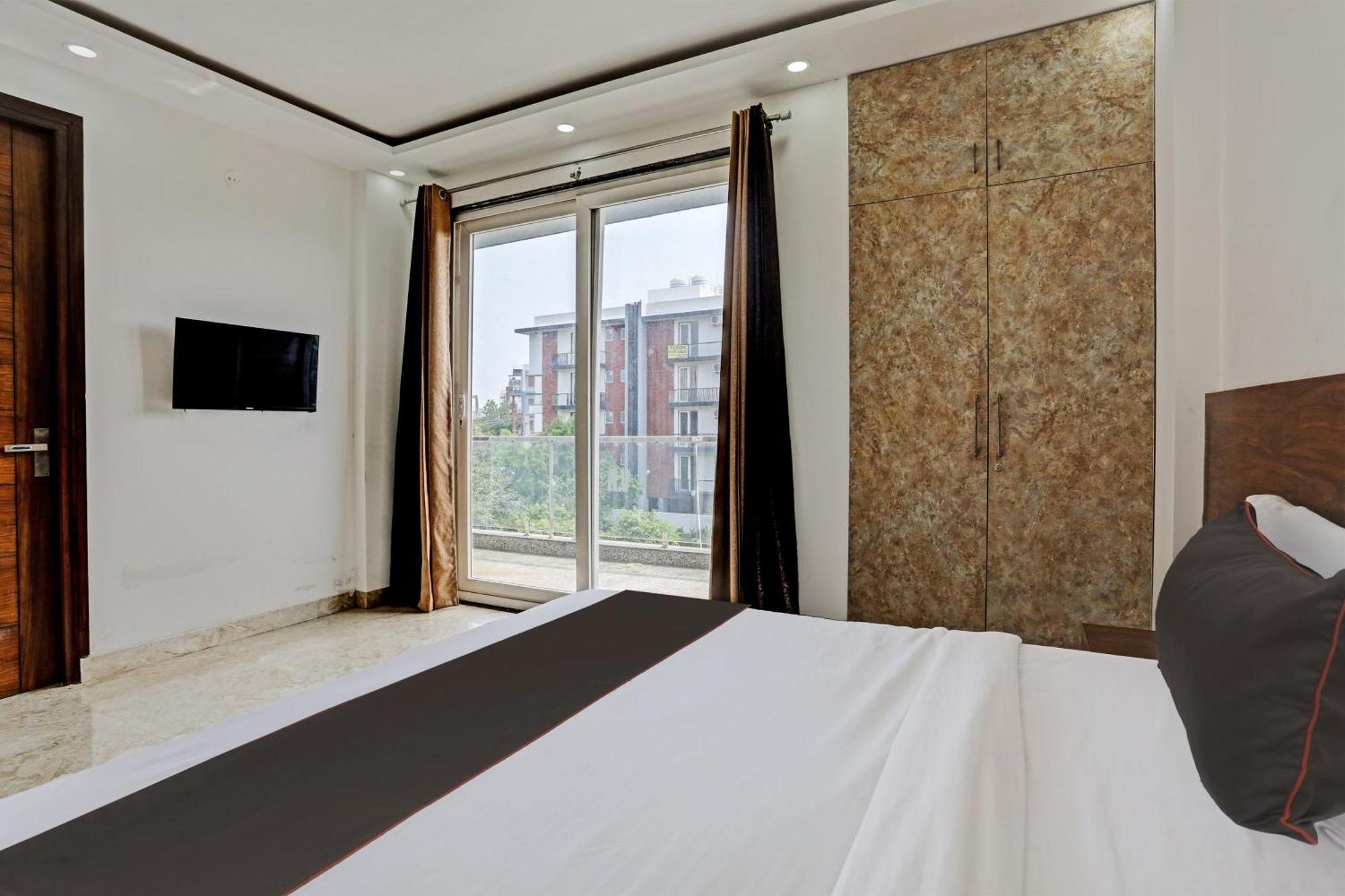 Hotel O Vikrant Residency Gurgaon Exterior photo