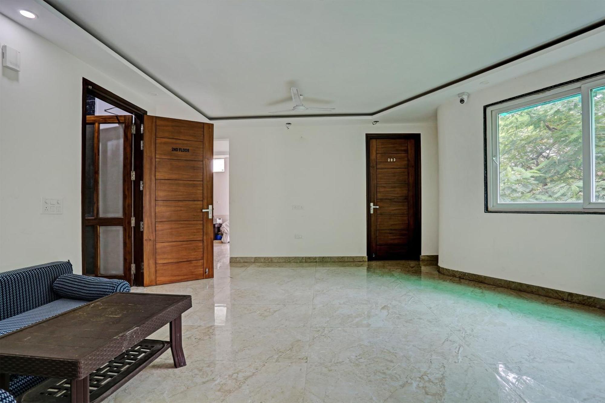 Hotel O Vikrant Residency Gurgaon Exterior photo
